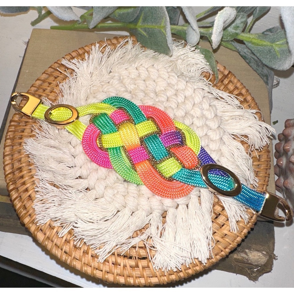 Rainbow fashion bracelet